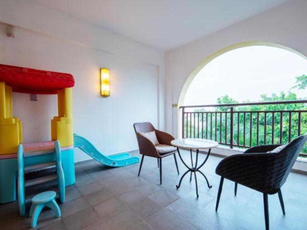 Ocean Spring Metropark Hotel Zhuhai Buitenkant foto