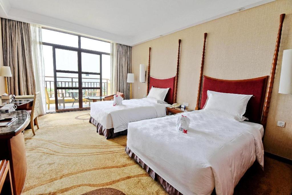 Ocean Spring Metropark Hotel Zhuhai Buitenkant foto