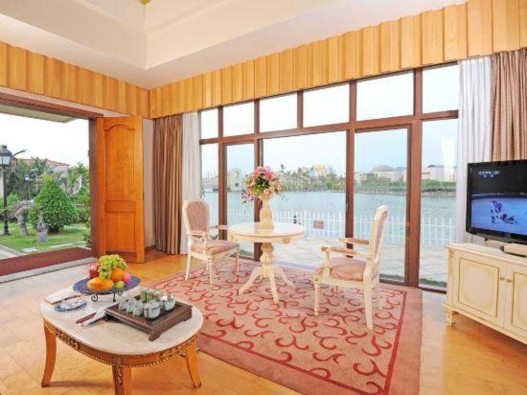 Ocean Spring Metropark Hotel Zhuhai Buitenkant foto