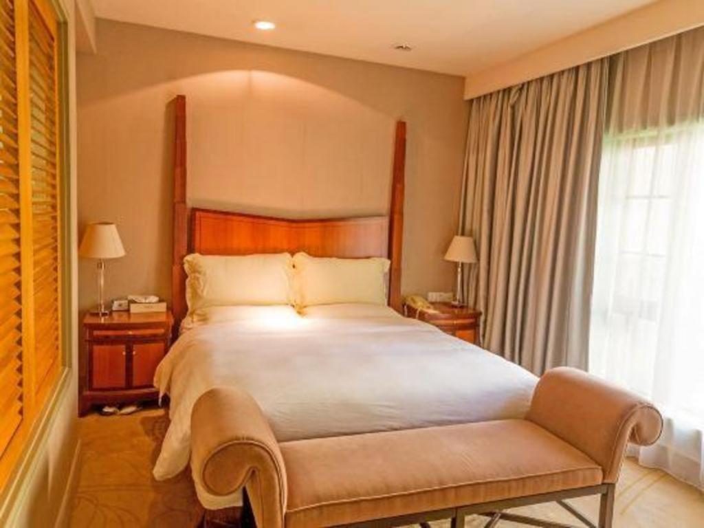 Ocean Spring Metropark Hotel Zhuhai Buitenkant foto