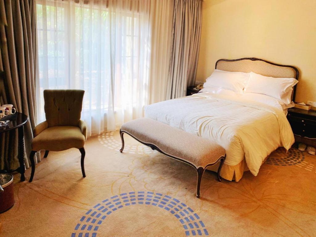 Ocean Spring Metropark Hotel Zhuhai Buitenkant foto