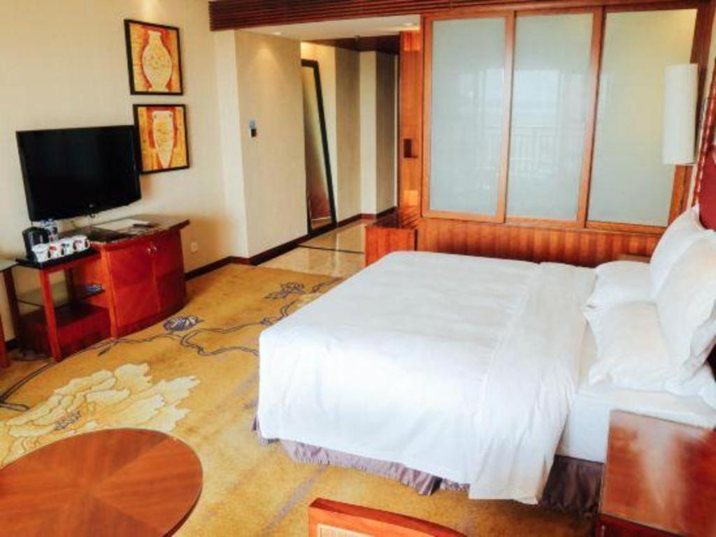 Ocean Spring Metropark Hotel Zhuhai Buitenkant foto