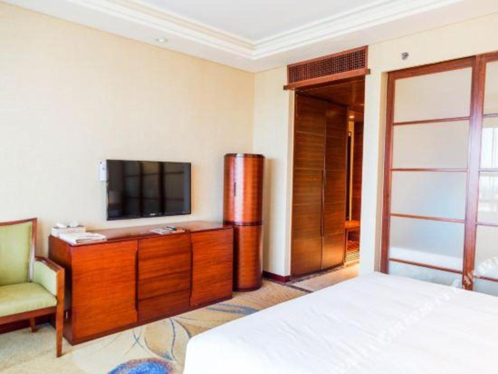 Ocean Spring Metropark Hotel Zhuhai Buitenkant foto