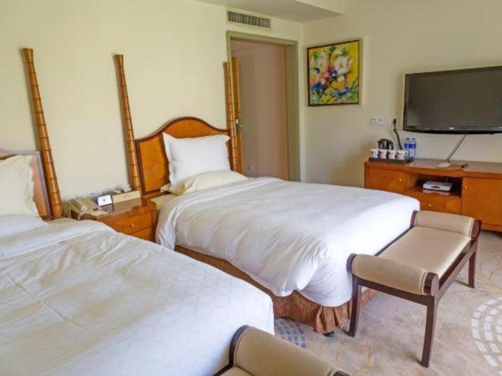 Ocean Spring Metropark Hotel Zhuhai Buitenkant foto