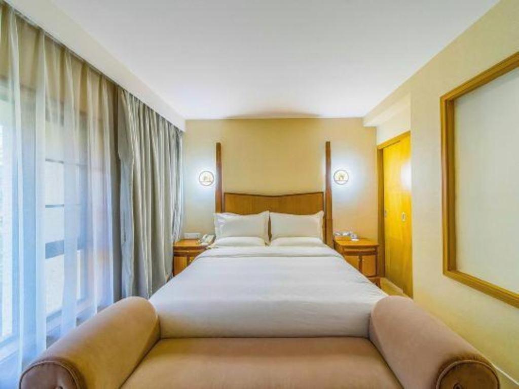 Ocean Spring Metropark Hotel Zhuhai Buitenkant foto