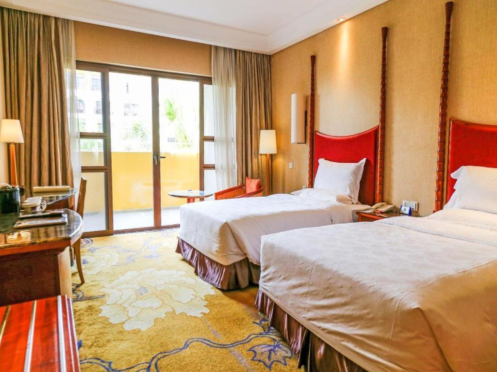 Ocean Spring Metropark Hotel Zhuhai Buitenkant foto